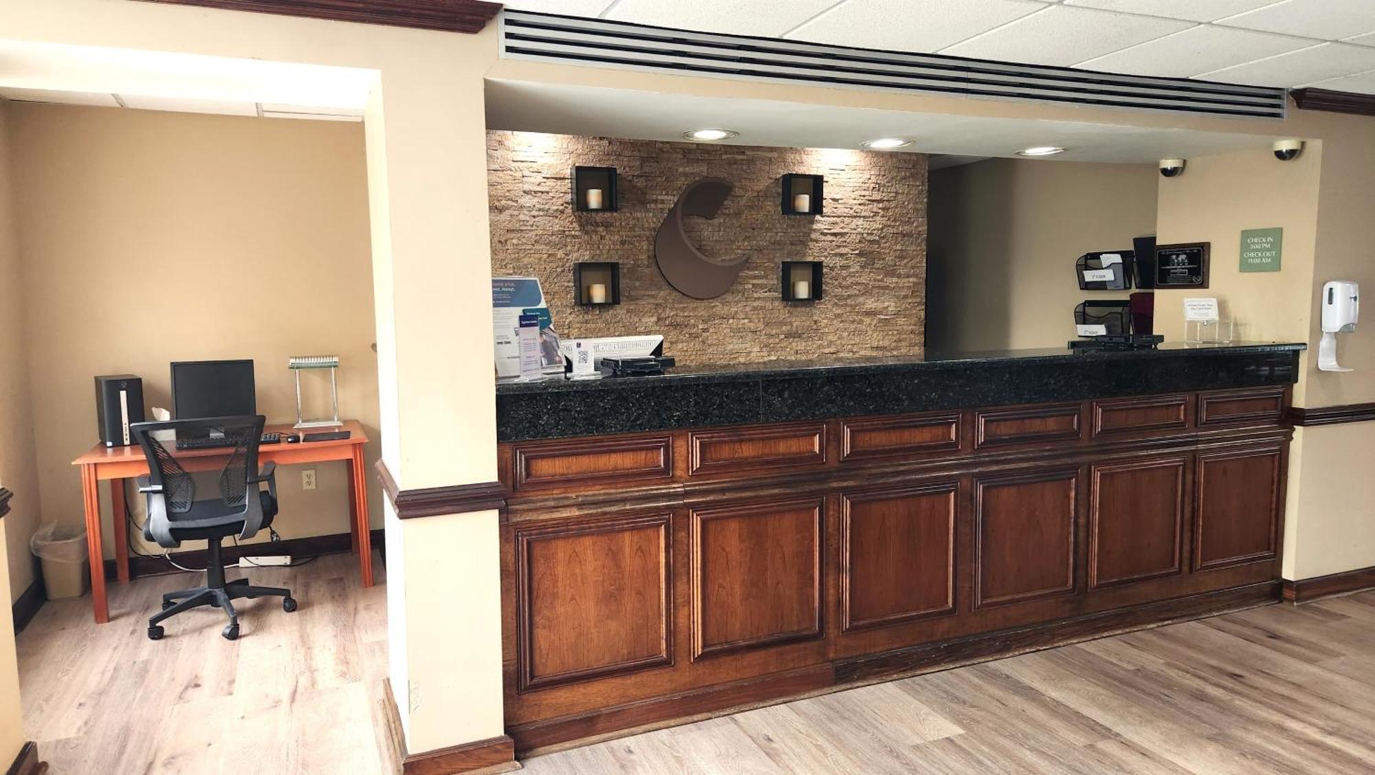 Comfort Inn & Suites Mount Pocono Zewnętrze zdjęcie