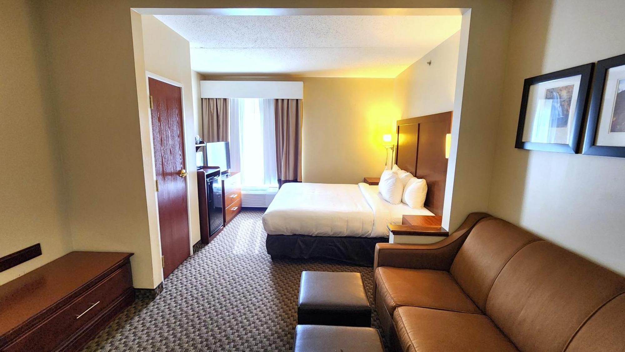 Comfort Inn & Suites Mount Pocono Zewnętrze zdjęcie
