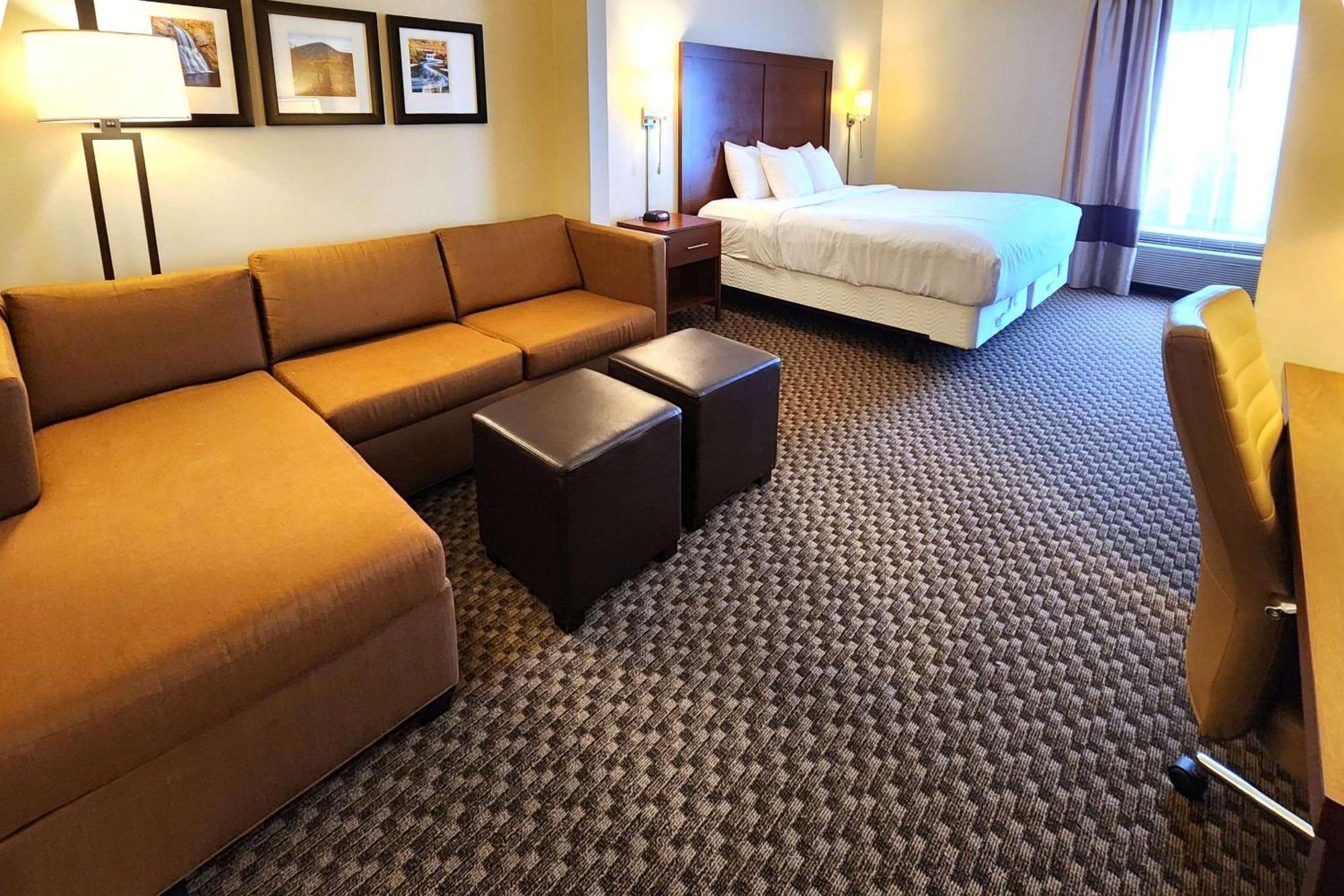Comfort Inn & Suites Mount Pocono Zewnętrze zdjęcie