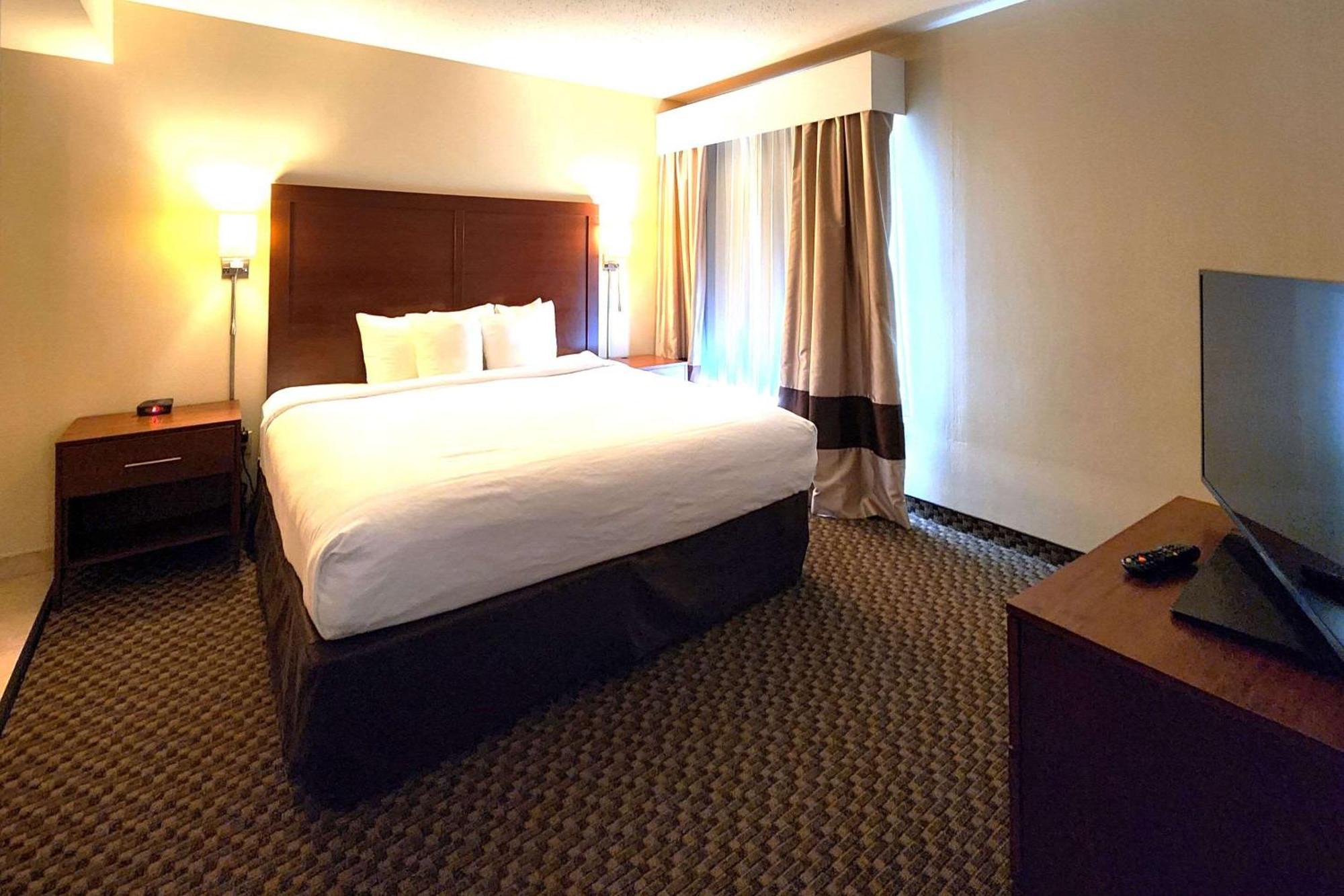 Comfort Inn & Suites Mount Pocono Zewnętrze zdjęcie