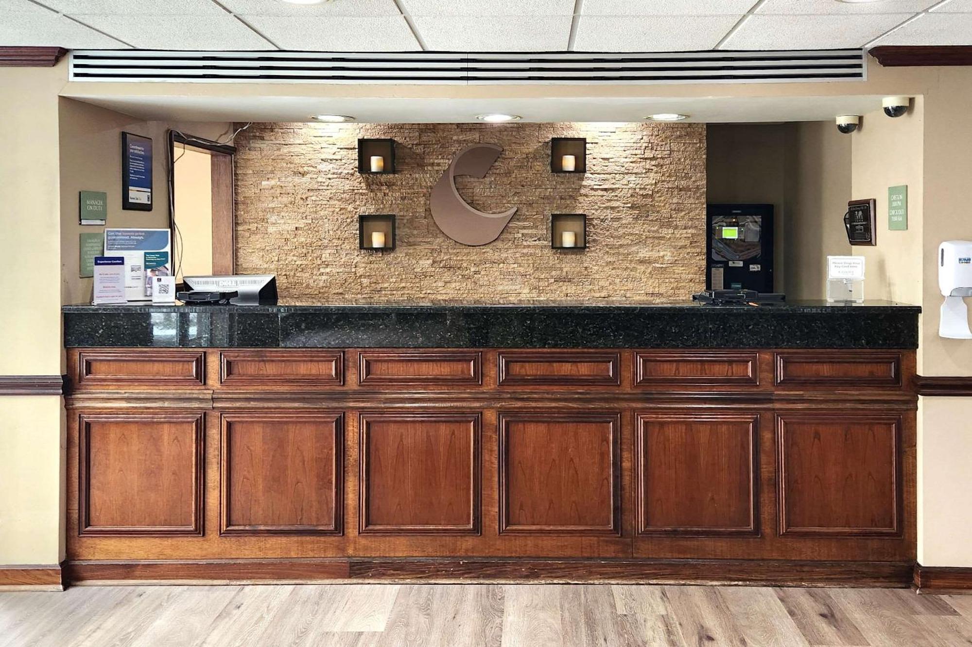 Comfort Inn & Suites Mount Pocono Zewnętrze zdjęcie